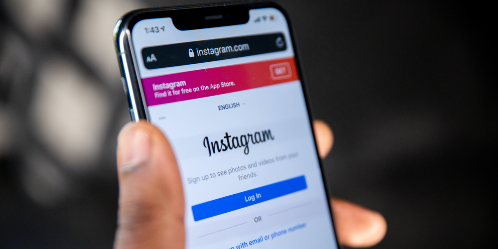 Instagram Tracks Users with In-App Browser Image